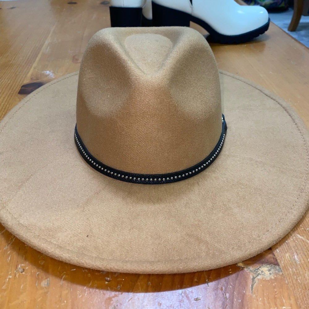 Lulus hat - Picture 3 of 3
